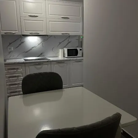 2d 1 Apartment Golem (Tirana)